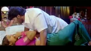 मल्लू न्यूली वाइफ फर्स्ट नाइट सेक्स