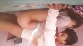 सेक्सी भारतीय कॉलेज किशोर सहपाठी