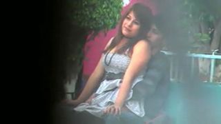 Kinky दिल्ली कॉलेज लड़की के साथ आउटडोर सेक्स bofriend