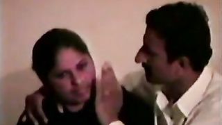 देसी, पत्नी के लिए पहली बार घर के साथ गुप्त प्रेमी