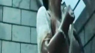 भारतीय किशोर लड़की नग्न धो लें