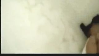 सो रही लड़की के साथ