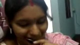 नव विवाहित चाची
