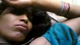 भारतीय सेक्स वीडियो की एक सेक्सी भाभी