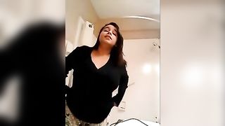 स्व एमएमएस वीडियो के दिल्ली कॉलेज प्रेमिका