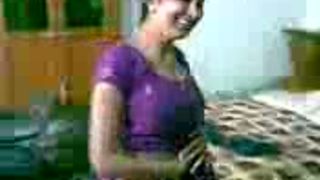 देसी पंजाबी कुडी