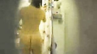 प्रिटी जिंटा स्नानघर कांड