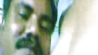 देसी, चाट बदसूरत बॉस