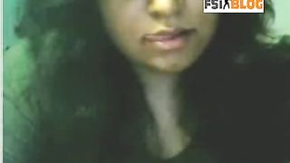 सेक्सी पंजाबी लड़की के साथ उसके किरायेदार