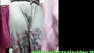 20 साल पुराने लड़की पर विपठ्ठन फोन सेक्स