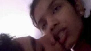 कॉलेज hindisex किशोरों की लड़की प्रेमी के साथ