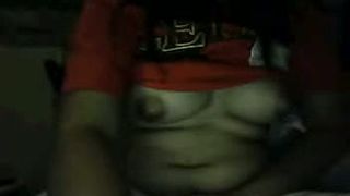 भारतीय किशोर के लिए सींग का बना हुआ प्रेमी