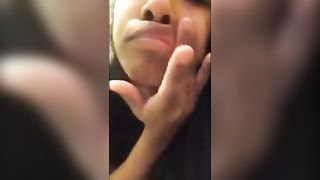 मुंबई टीन प्रेमिका masturbates प्रेमी के लिए कैम पर