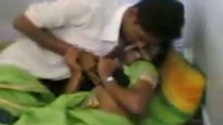 भारतीय स्लिम गांव हाउस पत्नी xxx वीडियो के साथ पड़ोसी