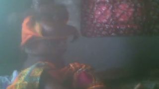 कन्नड़ गांव चाची उसके पड़ोसी द्वारा