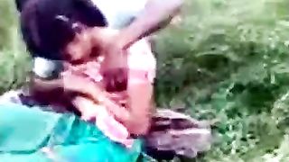 गांव किशोर अश्लील वीडियो के साथ