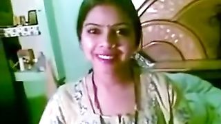 गांव भाभी tamilsex के साथ अगले दरवाजे प्रेमी