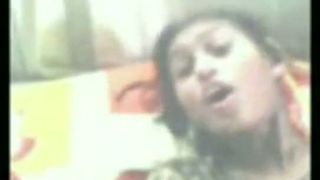 बांग्लादेशी खुलना जिला के गांव की लड़की के साथ सेक्स कर रही चचेरे भाई