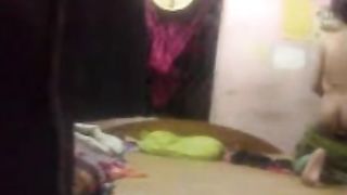 छिपे हुए कैमरे मंजिल के गांव की लड़की के साथ पड़ोसी