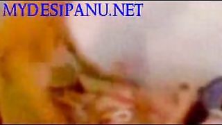 नोएडा गांव में भाभी के साथ उसके पति दोस्त