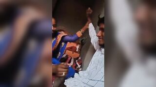 हॉट विलेज भाभी ने मस्ती से चूसा काला देसी लंड