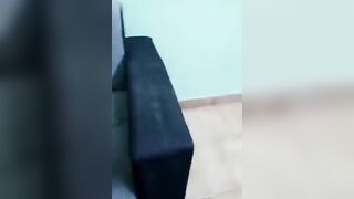 गजरे वाली मल्लू बीवी ने अपनी चूत पति से कुत्ते की तरह चटवाई