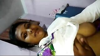 दीदी ने मयके आके भाई का काला लंड चूसा और चूची चुस्वाई उसके पास