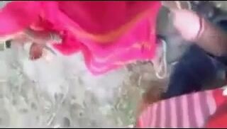 देहाती मारवाड़ी भाभी से खेत में देवर ...