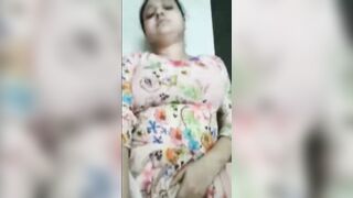 पंजाबी भाभी की चूत की गर्मी से लंड पिघल गया