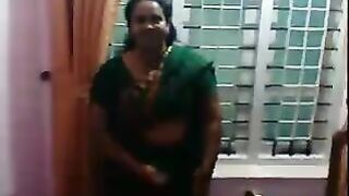 साऊथ इंडियन नंगी मोटी भाभी