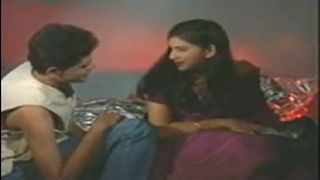 कोलकाता भाभी इन पर्पल साड़ी हॉट XXX सेक्स वीडियो