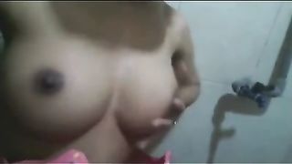 एमेच्योर बड़े स्तन भारतीय सेक्स एमएमएस