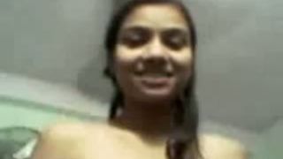 दौर स्तन के किशोरों की लड़की मुक्त अश्लील ट्यूब शो