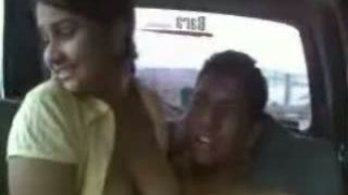 बड़े स्तन सचिव