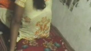 भारतीय अश्लील ट्यूब के Nafiza राज के चचेरे भाई
