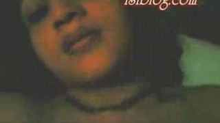 देसी rendy को सुनिधि पहली बार कैम पर उसके मुवक्किल के साथ