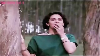 Moonmoon सेन बिकनी में
